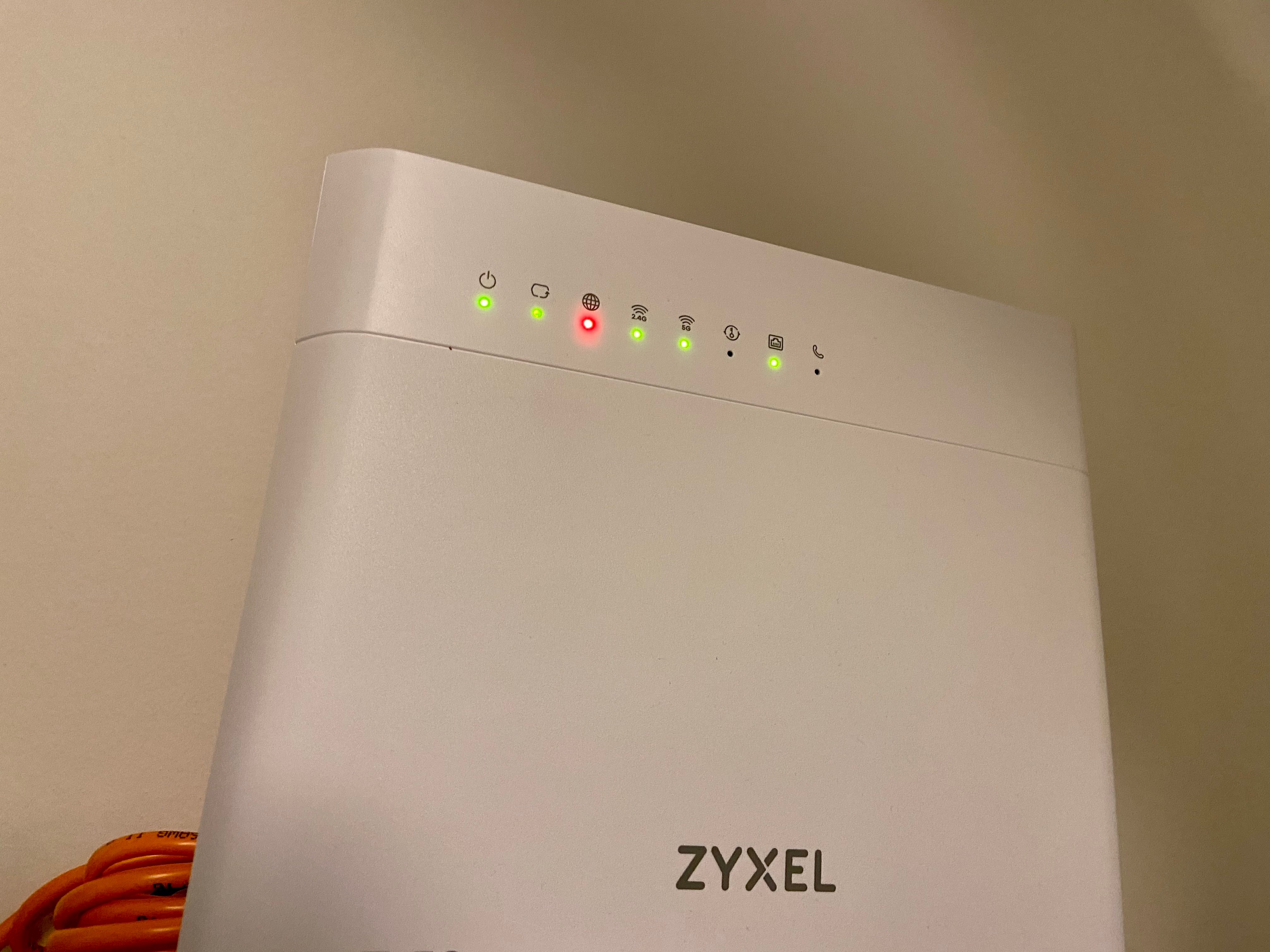 Exemption valve Misty No internet -both wired and wifi, modem zyxel t50 with red light indicator  and media converter | T-Mobile Community